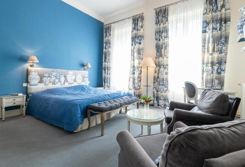 Отель Domaine D Auriac  Relais & Chateaux