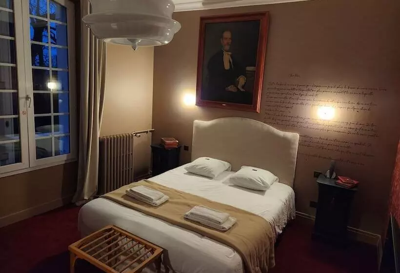 בית מלון כפרי Château Du Bois Guibert