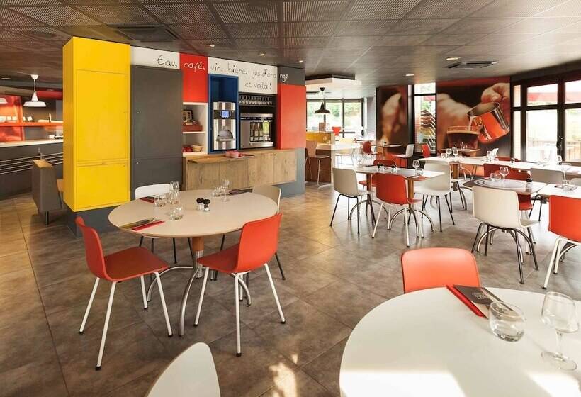 هتل Ibis évry Courcouronnes