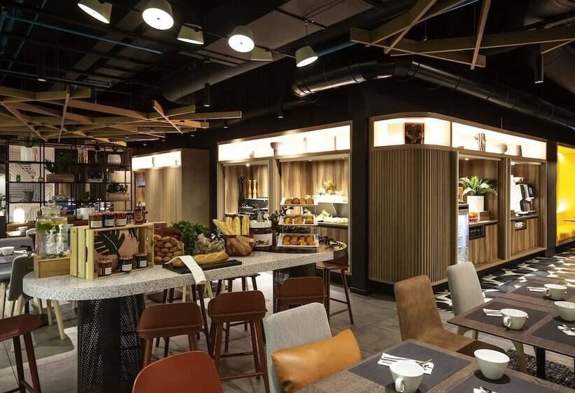 هتل Ibis Strasbourg Centre Les Halles