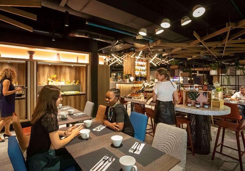 هتل Ibis Strasbourg Centre Les Halles