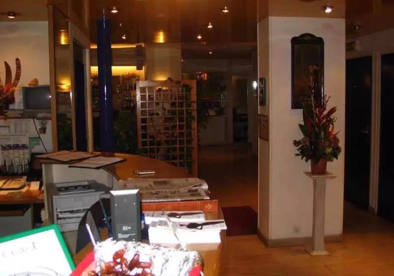 ホテル Ibis Styles Paris Cadet Lafayette