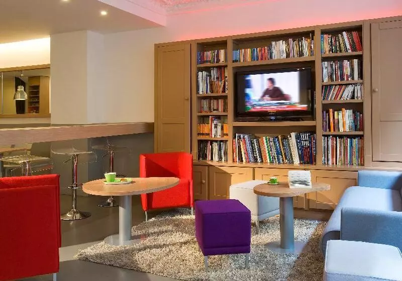 ホテル Ibis Styles Paris Cadet Lafayette