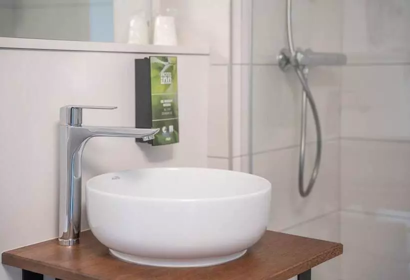 هتل Inn Design La Rochelle