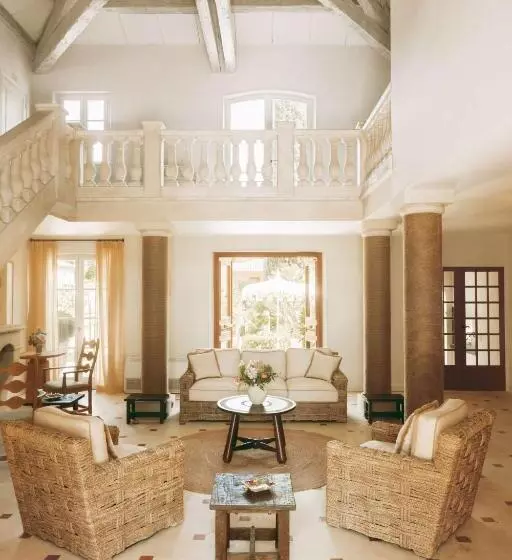 Отель La Bastide De Saint Tropez