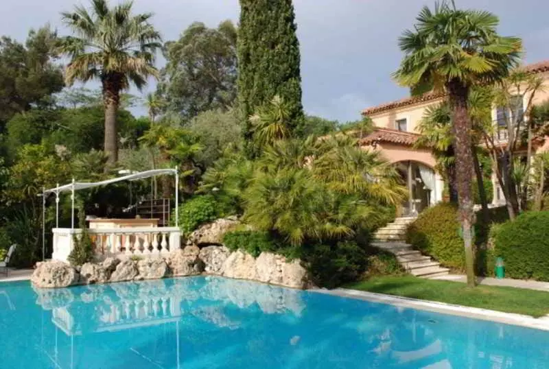 Отель La Bastide De Saint Tropez