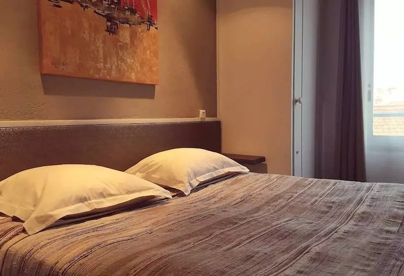 هتل Le Chardon Bleu