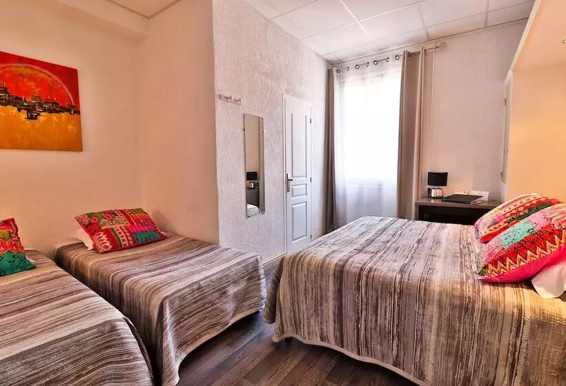 هتل Le Chardon Bleu