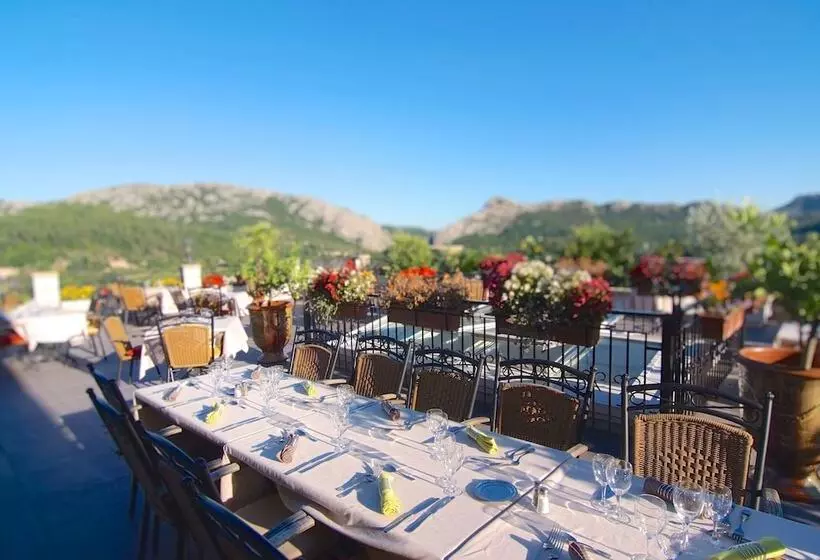 Logis Hotel Restaurant La Porte Des Cévennes