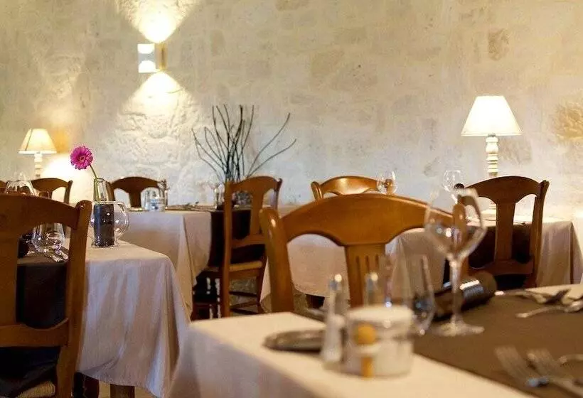 Logis Hotel Restaurant La Porte Des Cévennes