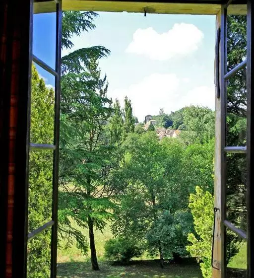 בית מלון כפרי Auberge Lou Peyrol