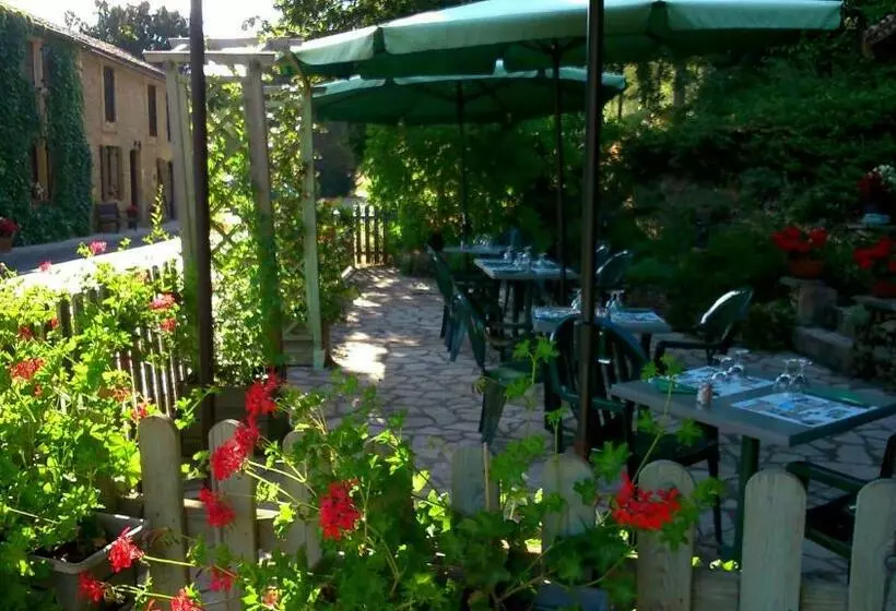 בית מלון כפרי Auberge Lou Peyrol