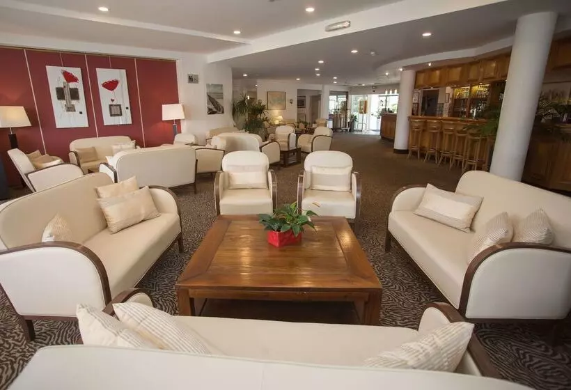 酒店 Best Western Plus Le Roof Vannes Bord De Mer