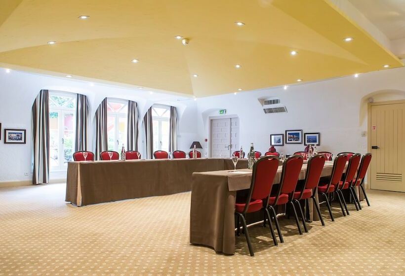 فندق Byblos Saint Tropez