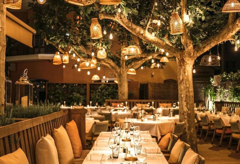 فندق Byblos Saint Tropez