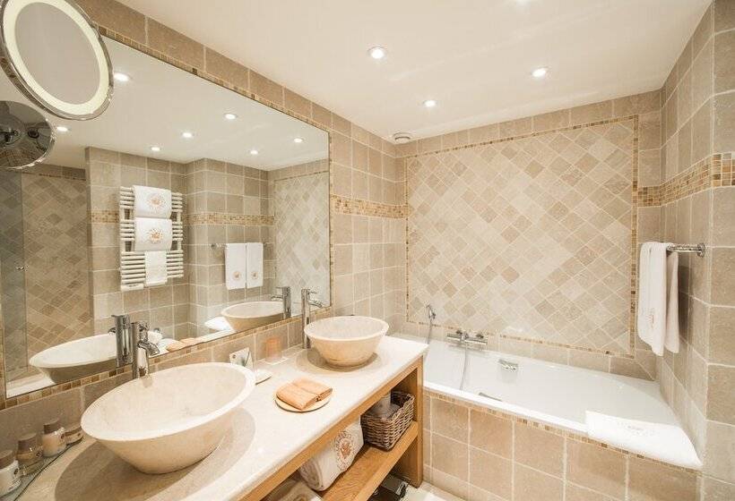 فندق Byblos Saint Tropez