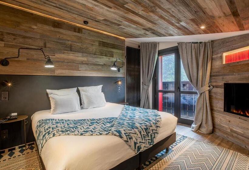 هتل Chalet Hôtel Le Prieuré & Spa