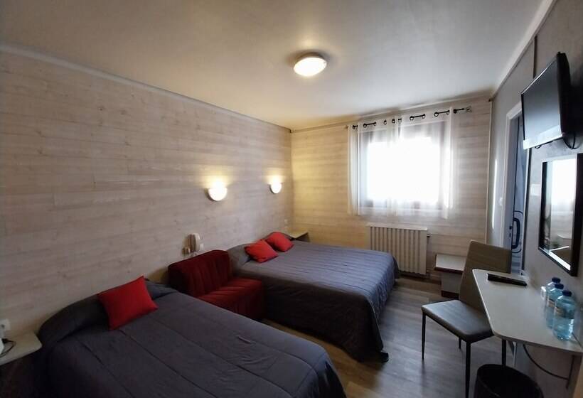 هتل Hôtel L Oustalet