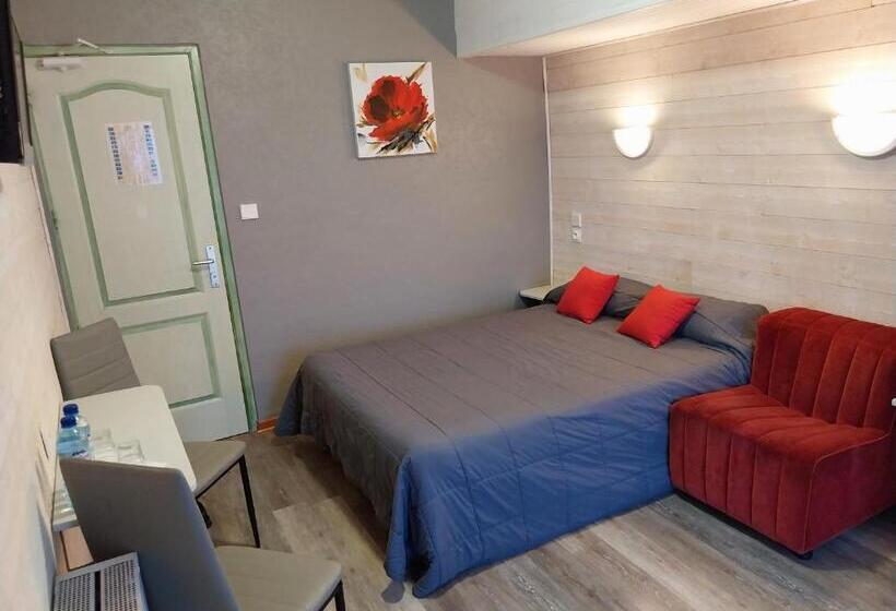 هتل Hôtel L Oustalet