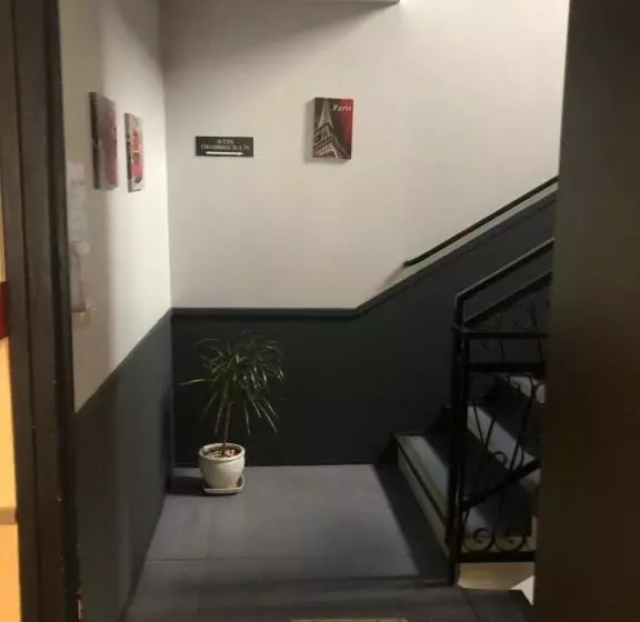 Отель Hôtel Le Relais