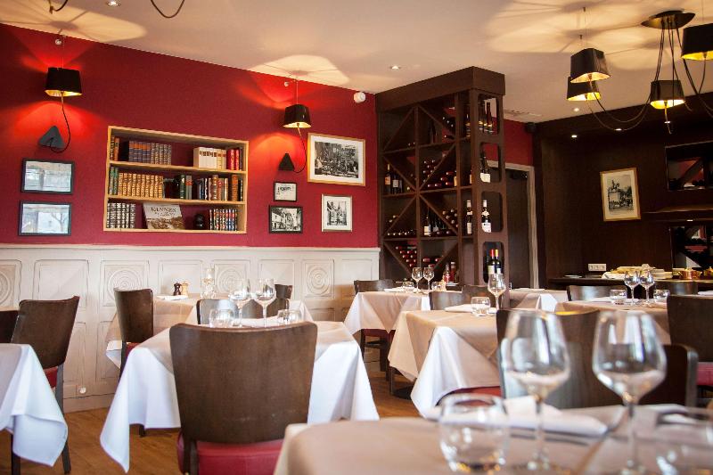 فندق Kyriad Vannes Centreville