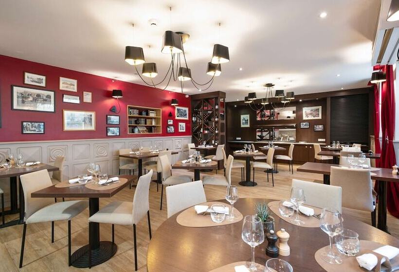 فندق Kyriad Vannes Centreville