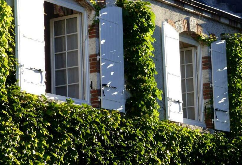 ホテル Hôtel La Tonnellerie