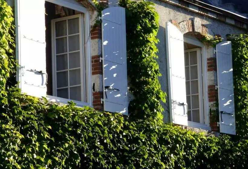 Отель Hôtel La Tonnellerie