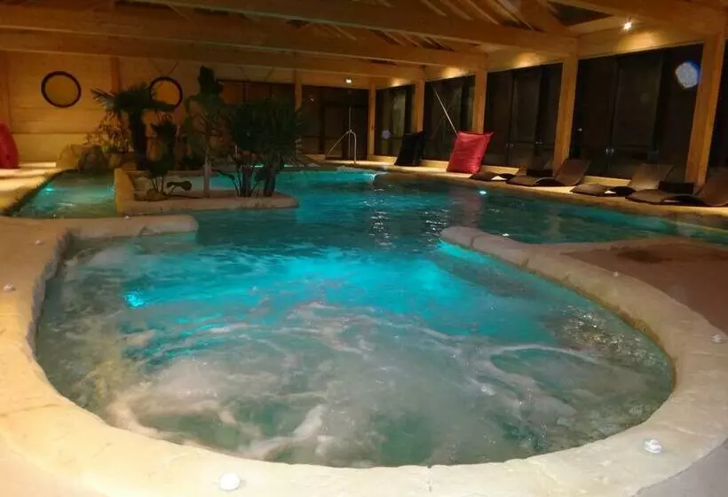 ホテル Le Menuire