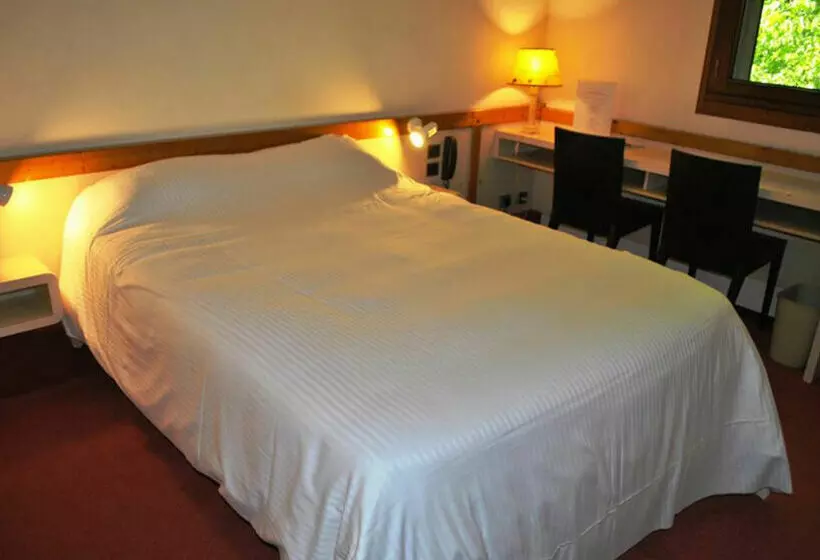 Отель Les Alizes