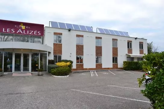 Отель Les Alizes