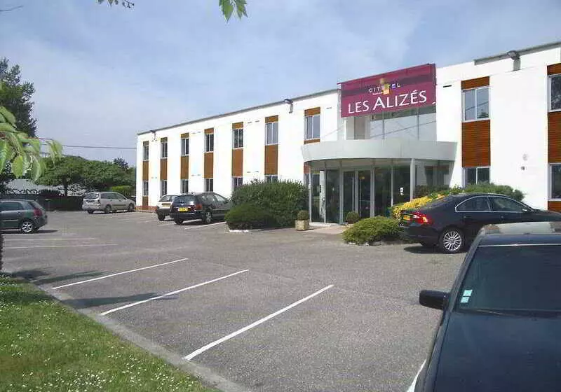 Отель Les Alizes