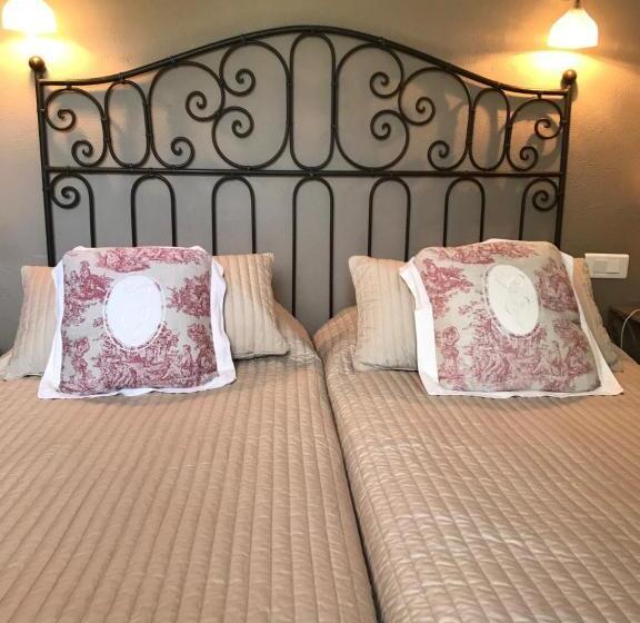 هتل Logis Hôtel Le Manoir & Lounge