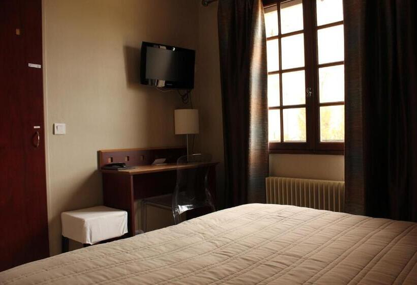 هتل Logis Hôtel Le Manoir & Lounge