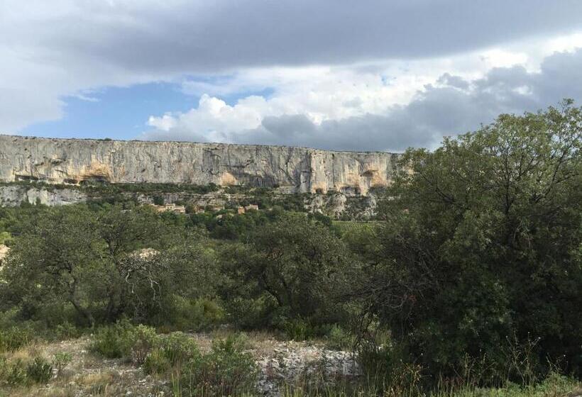 هتل Logis Hôtel Le Manoir & Lounge