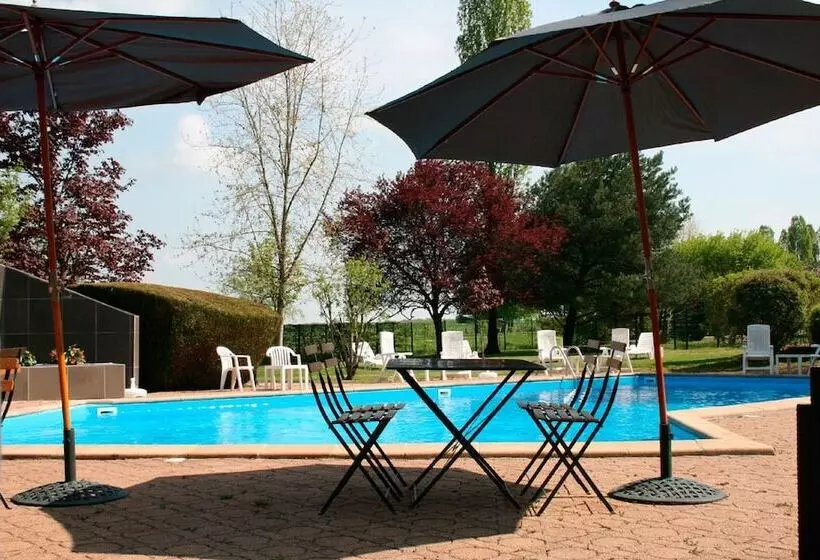 Hotel Logis Le Relais Fleuri