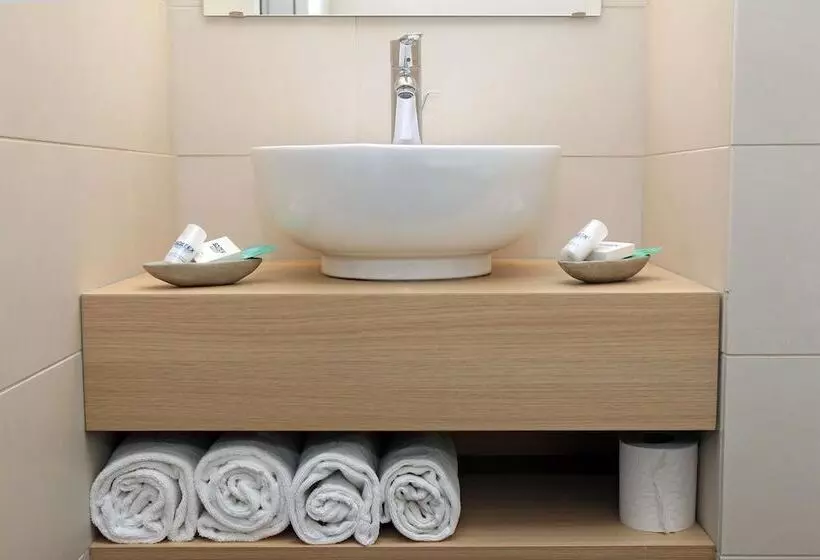 בית מלון כפרי Méditerranée