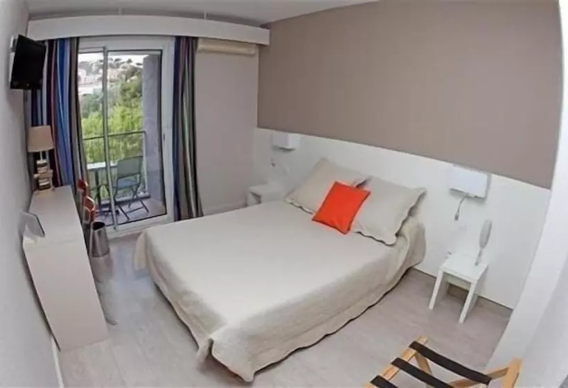 בית מלון כפרי Méditerranée