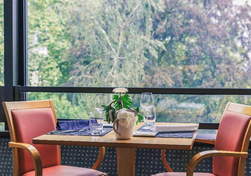 هتل Mercure Angers Centre De Congrès