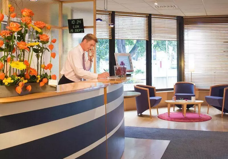 ホテル Mercure Angers Centre De Congrès