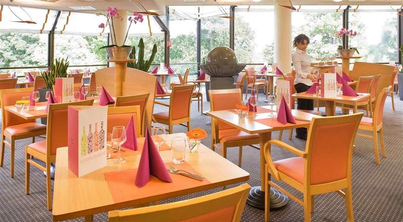 هتل Mercure Angers Centre De Congrès