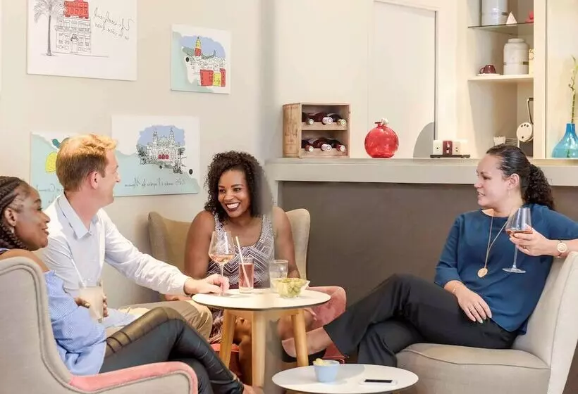 ホテル Mercure Nice Marche Aux Fleurs