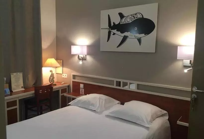 هتل Logis Hôtel Restaurant Le Monarque