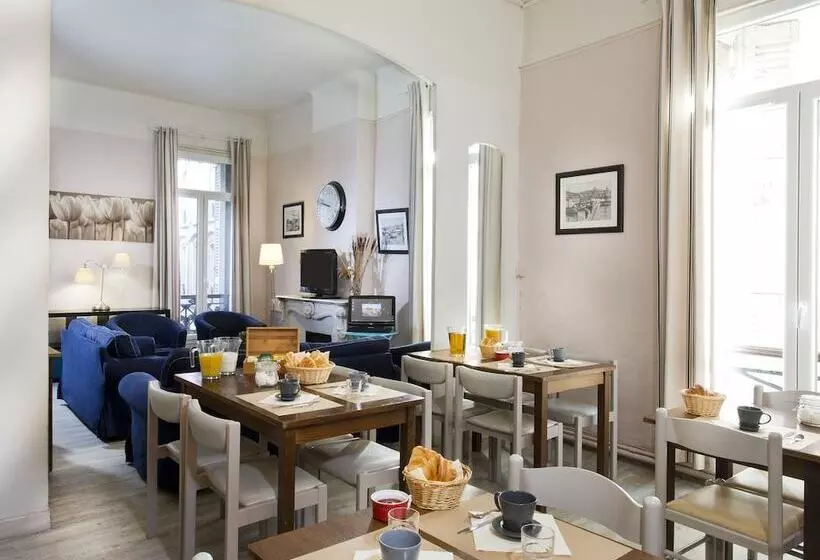 ホテル Sylvabelle