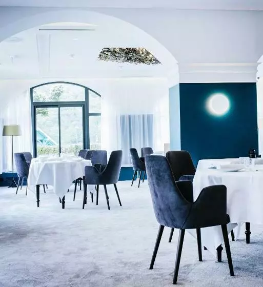 Отель Auberge Du Pere Bise  Jean Sulpice