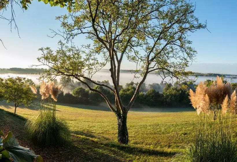 فندق Château De Noirieux