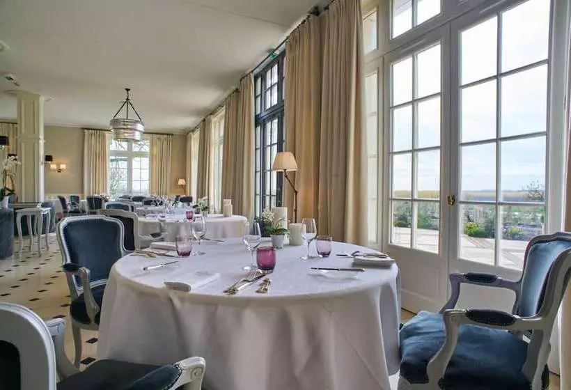 فندق Château De Noirieux