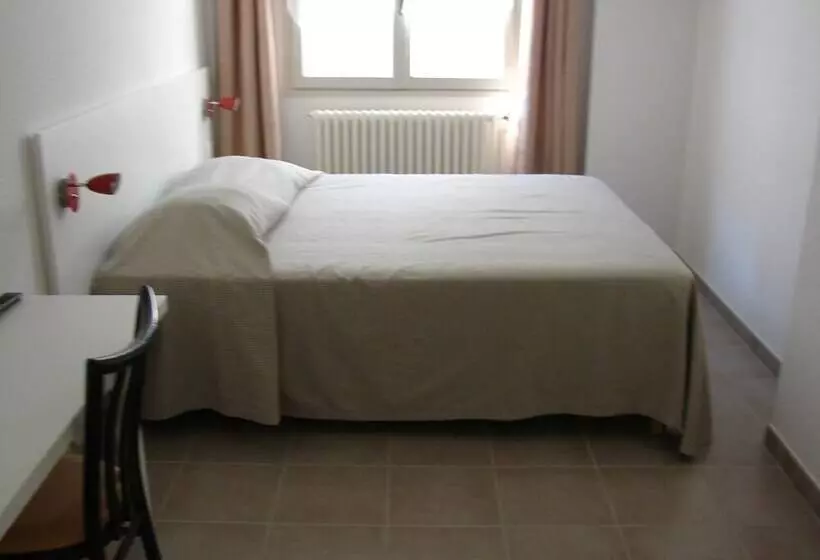 فندق De Paris Et Des Voyageurs