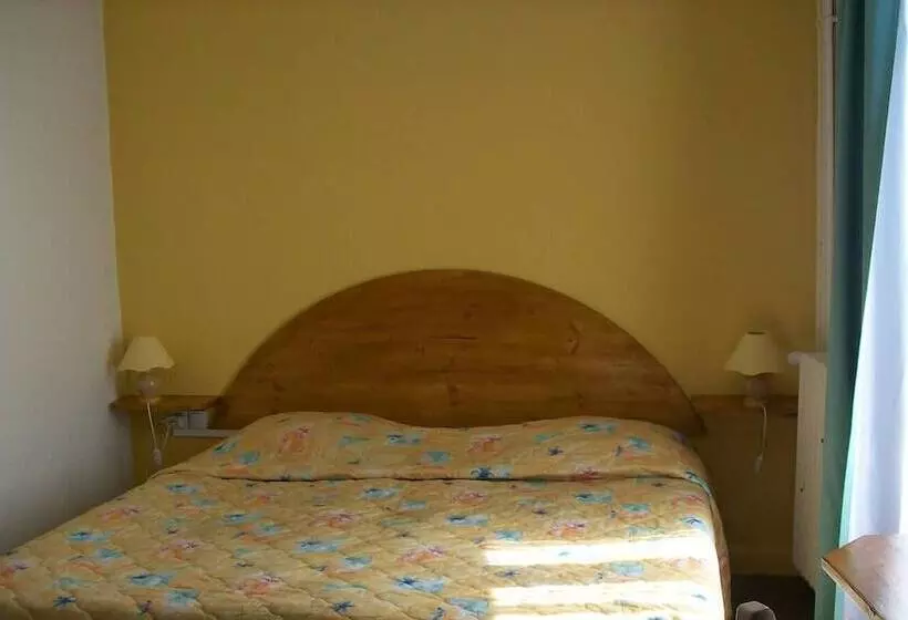 فندق De Paris Et Des Voyageurs