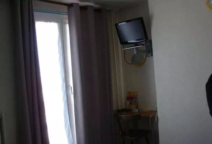 فندق De Paris Et Des Voyageurs